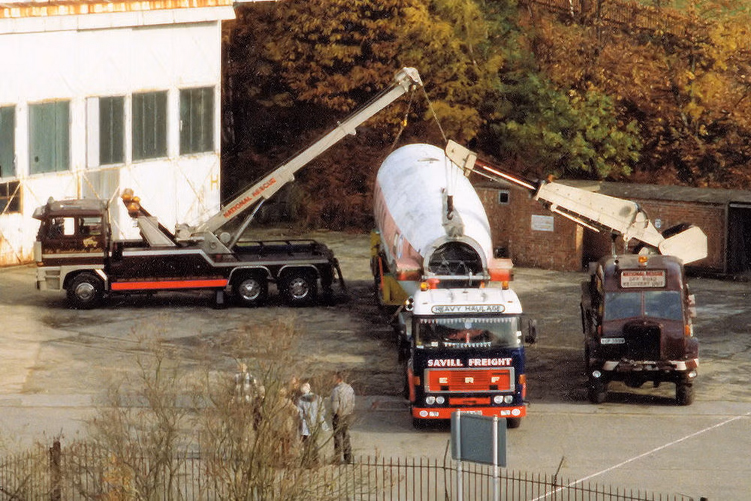 Aircraft unloading